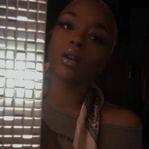 Meet your Posher, Drew